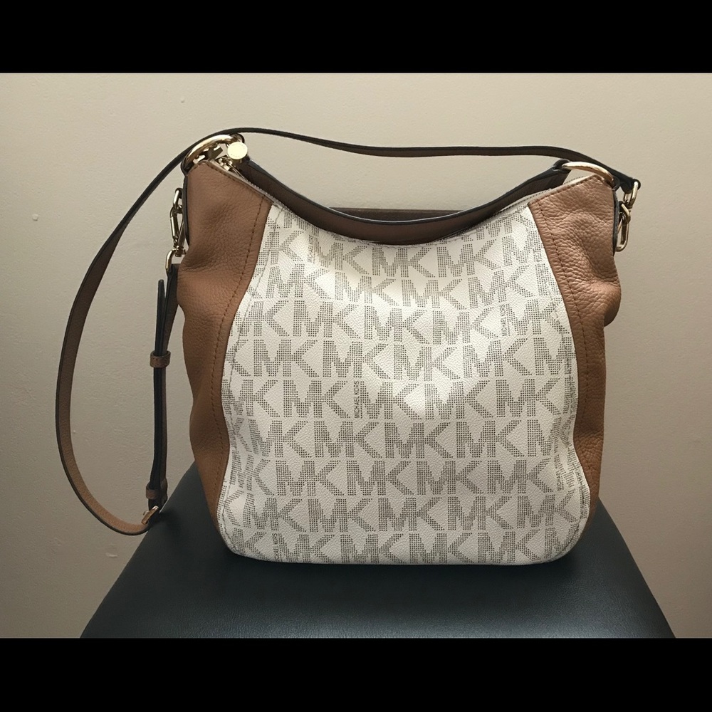 Michael Kors Fulton Large Top Zip Con. Shldr. Bag